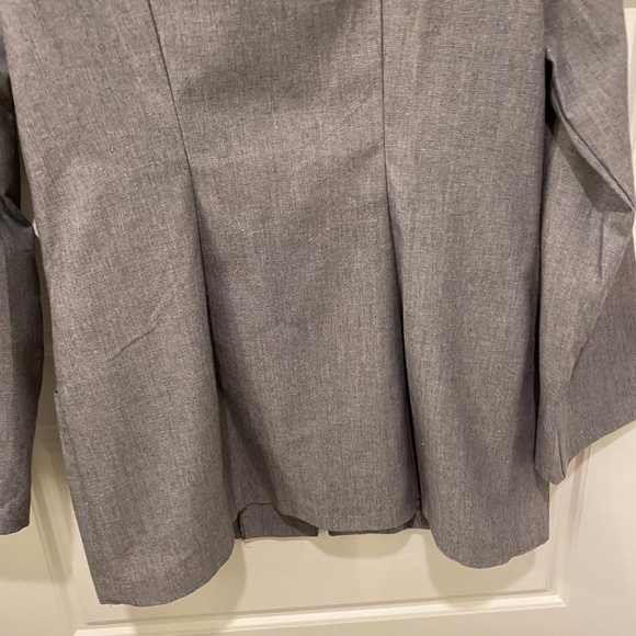 Alfred Dunner Blazer/Suit Jacket. Grey. Size 12 - Picture 8 of 11